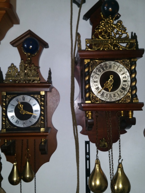 Старинные часы еще идут. Коллекция старинных часов - часть вторая