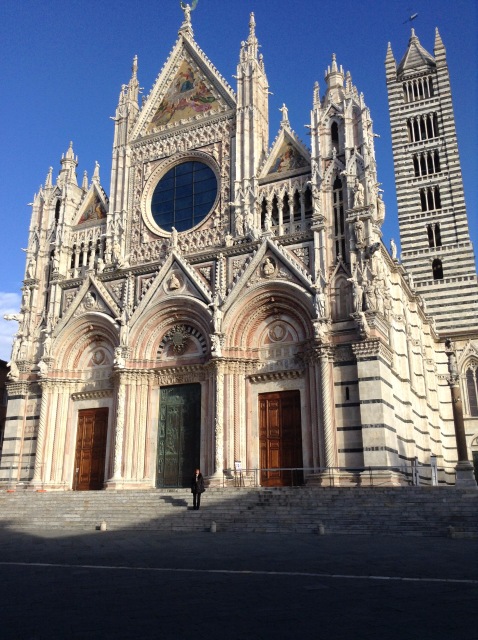 Приключения Минуш в Италии. Часть 5. Сиена. Современное средневековье