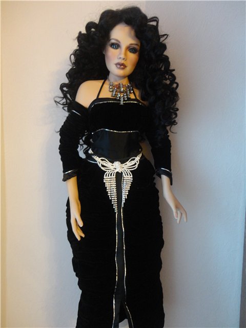 Моя черноволосая красавица Татьяна. Фарфоровая кукла