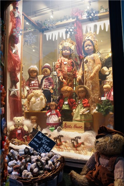 Взятие Берлина. Часть 2. Puppenstube (Пуппенштубе) - кукольный магазинчик