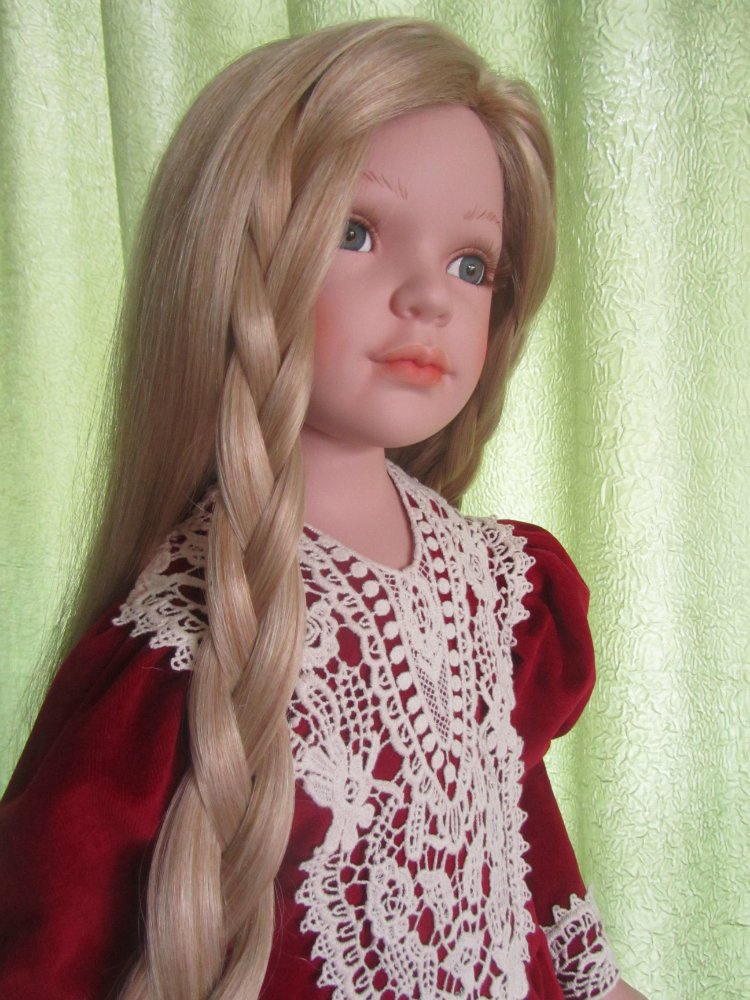 Фарфоровая кукла Ева - "реверанс позапрошлому веку"