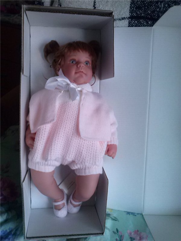 Милочка осталась дома. Le Middleton, Reva Schick