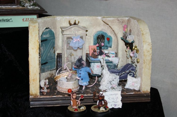 Выставка кукол, мишек тедди, кукольных домиков и миниатюры в Нидерландах 24-25 октября 2015 год. Шестая часть | Бэйбики Выставка кукол, мишек тедди, кукольных домиков и миниатюры в Нидерландах 24-25 октября 2015 год. Шестая часть