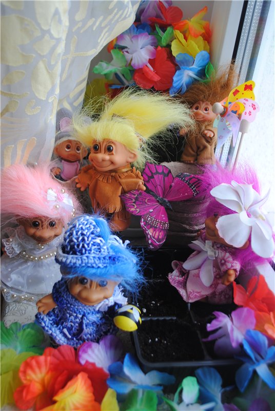 Марселька и тролли рассаду сажали, а бабочка с пчелкой им помогали... По следам конкурса "Моя Весна" (фото 2)