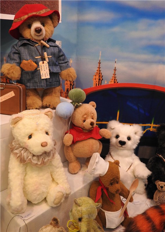 Феномен любви к плюшевому мишке. Мишка Град 2016, Москва, Тишинка. Фоторепортаж