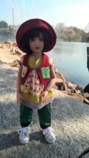 Поезд в Барселону дремлет, или, Мне ещё три платья надеть осталось