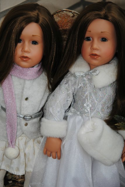 Gotz: Снегурочка 2007 vs Фигуристка 2008 | Бэйбики Gotz: Снегурочка 2007 vs Фигуристка 2008