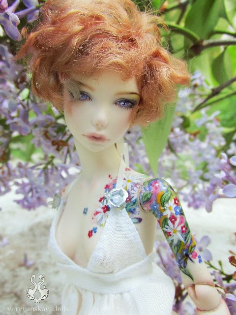 Шарнирная кукла Изабэль, дева в сирени