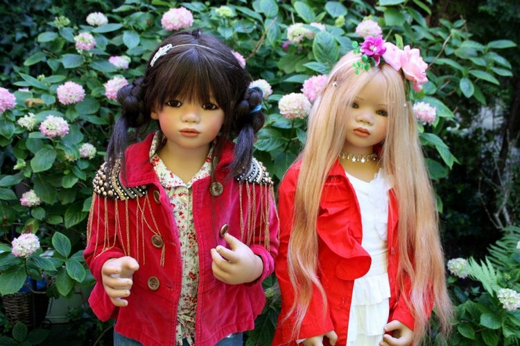 Солнечный денек в саду. Часть третья - Лилит и Анна Лу