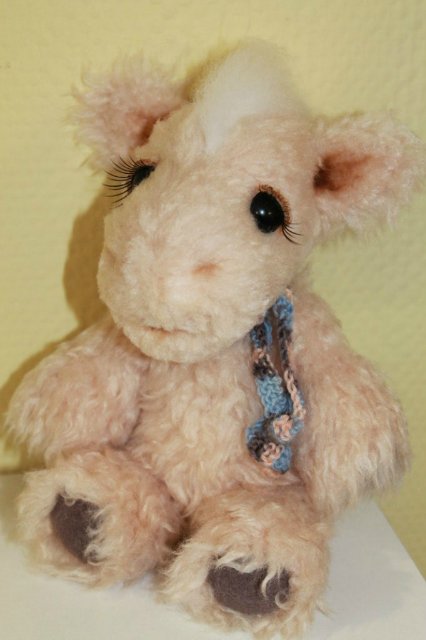 Лошадка Тедди. Авторская игрушка Елены Батуниной