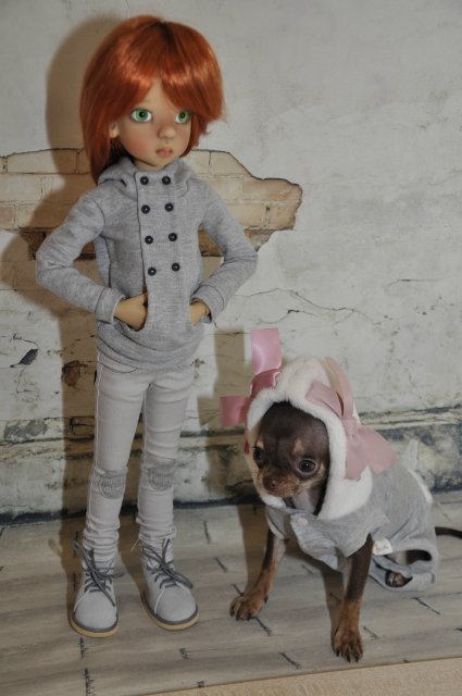 Лайла (Кайе Виггз) с Феней (чишечка). Надеюсь, что любителей собачек на сайте также много, как и поклонников кукол от Кайе