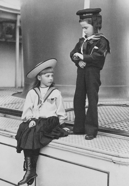 У матросов нет вопросов. В копилку идей для создания образов старинных кукол