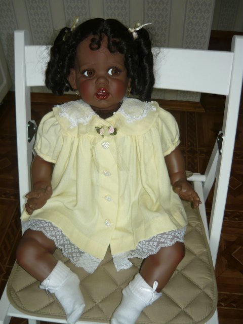 Хмурым пасмурным деньком — Куклы Fayzah Spanos (Файзах Спанос): винил и фарфор