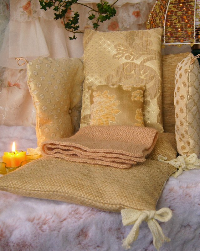 Очень мягкая мебель для кукольного интерьера. Уютная фотосессия с продолжением (фото 6)