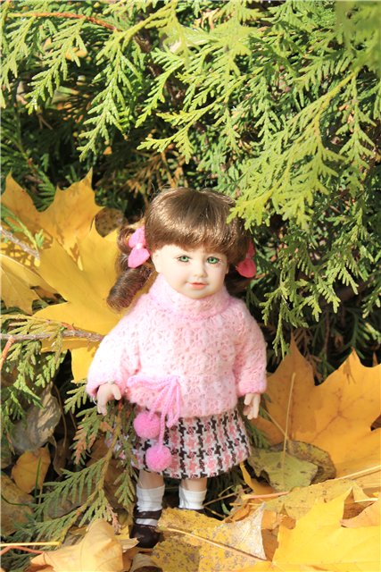 Ходит осень по дорожке... Мари и Катрина от Adora на осенней прогулке