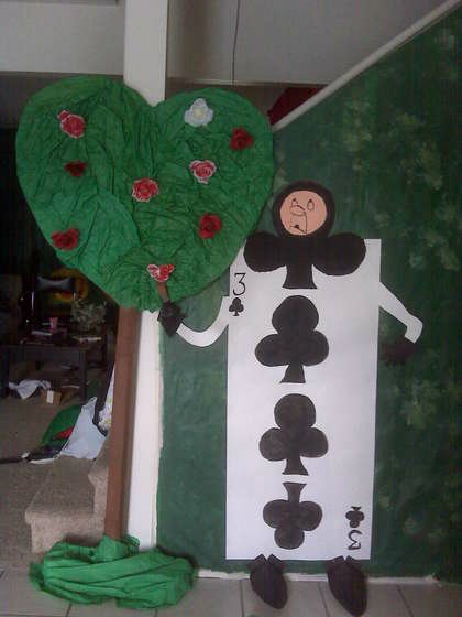 Глубока ли кроличья нора или Хэллоуин в Зазеркалье (фото 7)