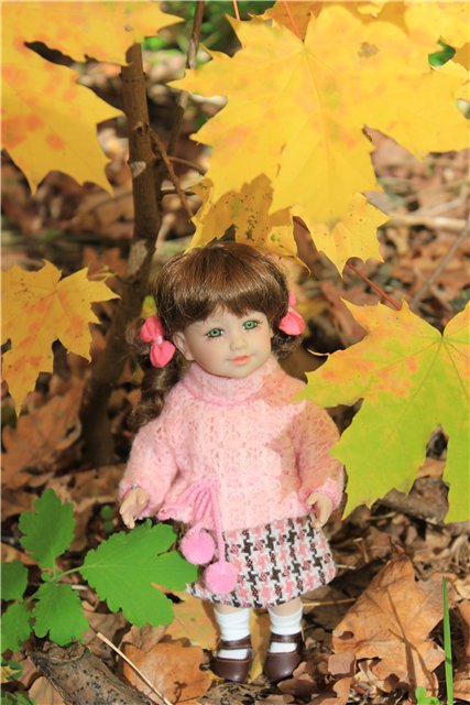 Ходит осень по дорожке... Мари и Катрина от Adora на осенней прогулке