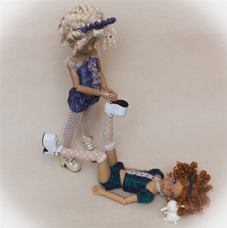 Li & Lu от Kaye Wiggs- предновогодние игры