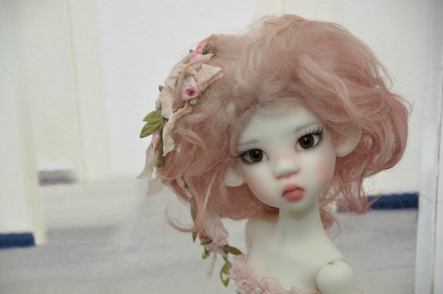 Лесная нимфа - белая Мики от Кайе Виггз очень хочет познакомиться (фото 6)