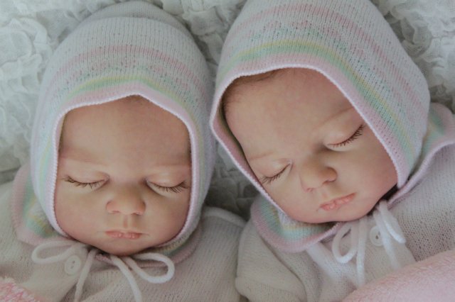 Одинаковые дочки... Куколки реборн Виктории Вишни