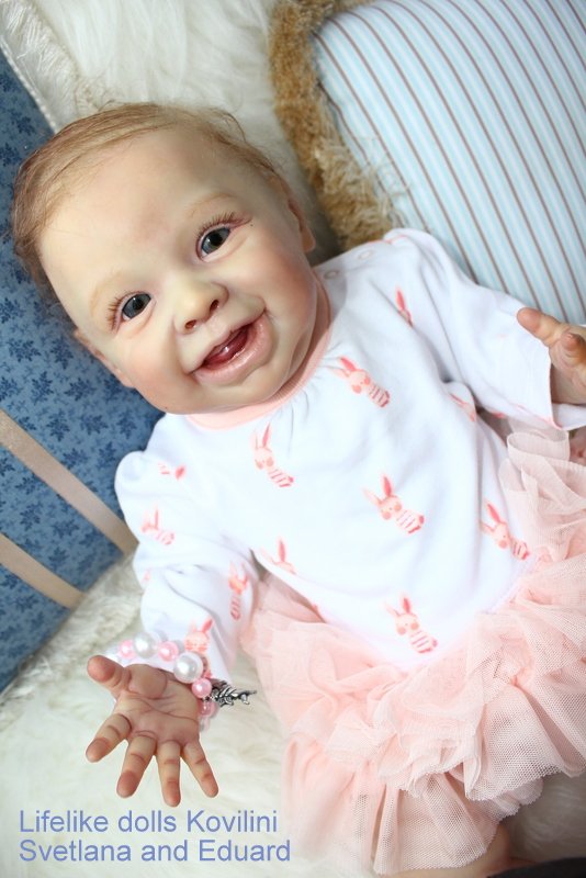На щечке родинка, а в глазах любовь! Варенька - кукла реборн Ковылиных Светланы и Эдуарда (фото 8)