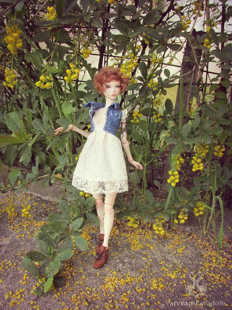 Шарнирная кукла Изабэль, дева в сирени (фото 7)