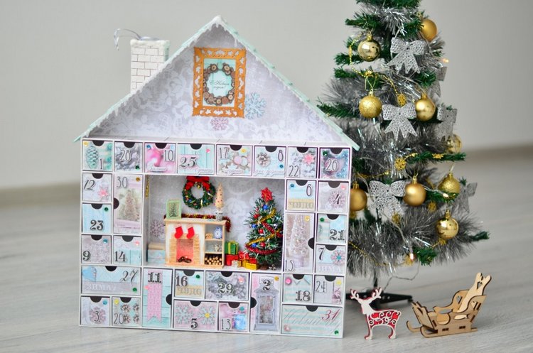 Адвент календарь с миниатюрой и освещением (фото 9)