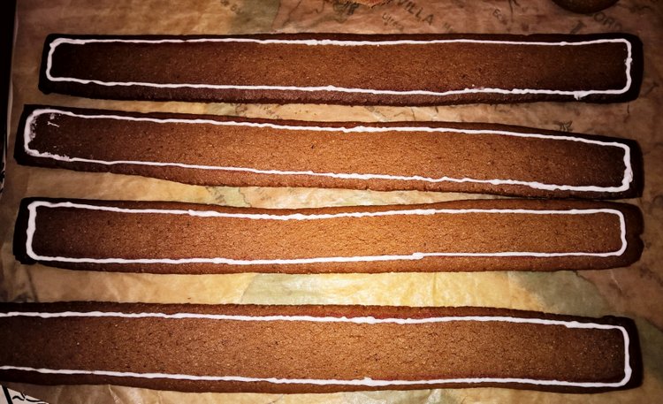 Для продвинутых в геометрии, или, Мой первый опыт изготовления пряничной карусели (с пошаговой съемкой)