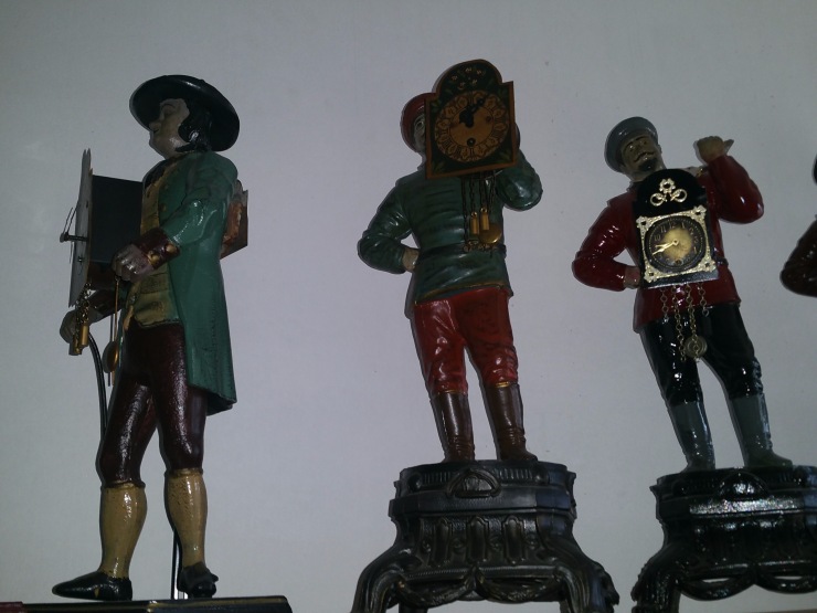 Старинные часы еще идут. Коллекция старинных часов - часть вторая