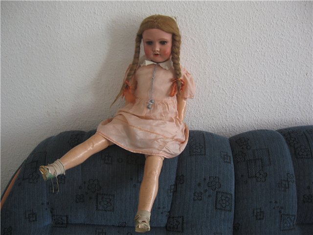 Антикварная кукла от Armand Marseille