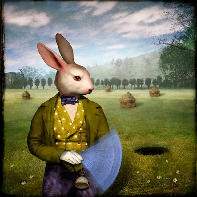 Глубока ли кроличья нора или Хэллоуин в Зазеркалье