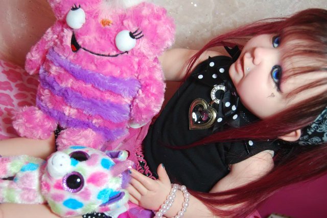 Как Вам такой вариант Bonnie Linda Murray