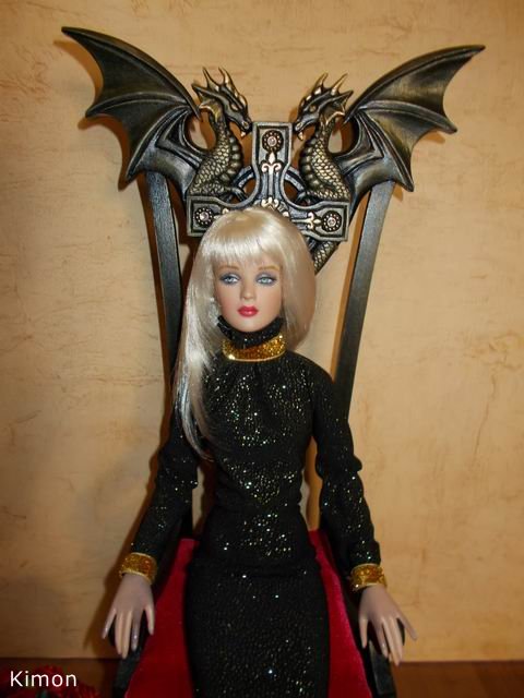 Эксклюзивный кресло-трон для кукол (фото 9)