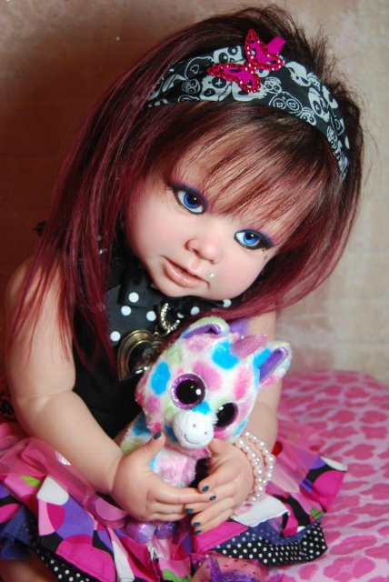 Как Вам такой вариант Bonnie Linda Murray