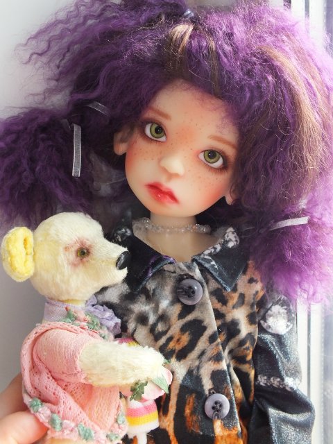 Зарисовки с Нелли, Кайе Виггс