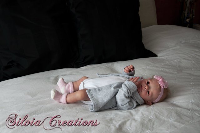 Молд с синдромом дауна PEBBLES в исполнении SILVIACREATIONS