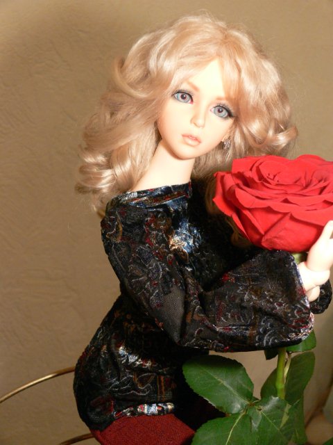 100 кадров с одного ракурса. Или бессонная ночь! Куколка Elfdoll