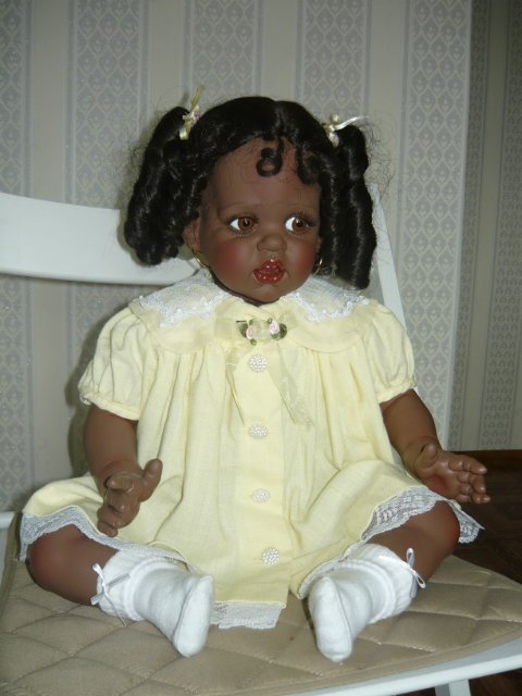 Хмурым пасмурным деньком — Куклы Fayzah Spanos (Файзах Спанос): винил и фарфор