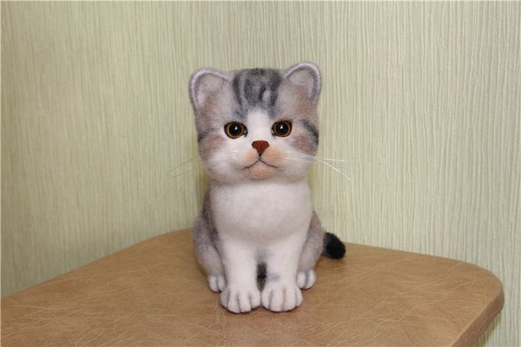 Котик Дени. Авторская игрушка Анны Ястрежембовской (фото 6)