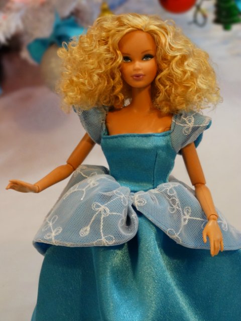 Новогодний бал принцесс — Одежда и обувь для кукол своими руками: фото