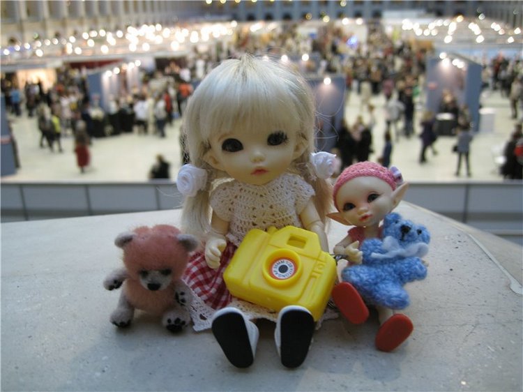 Как Элис и Муся посетили выставку кукол в Гостином дворе (фото 2)