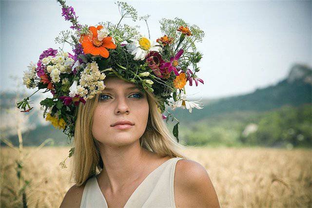 Я шила платье цвета розового пепла