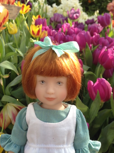 Прогулка Эмили в аптекарском огороде. H. Maciak | Бэйбики Прогулка Эмили в аптекарском огороде. H. Maciak