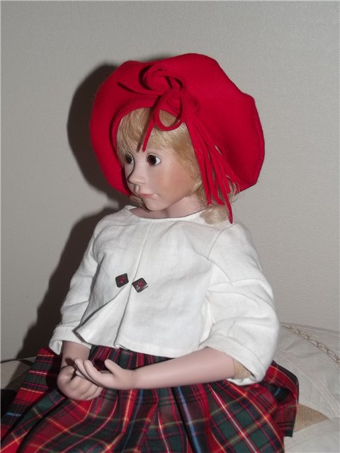 Alicia от Angelika Mannersdorfer, или моя любимая Красная Шапочка от моего любимого автора