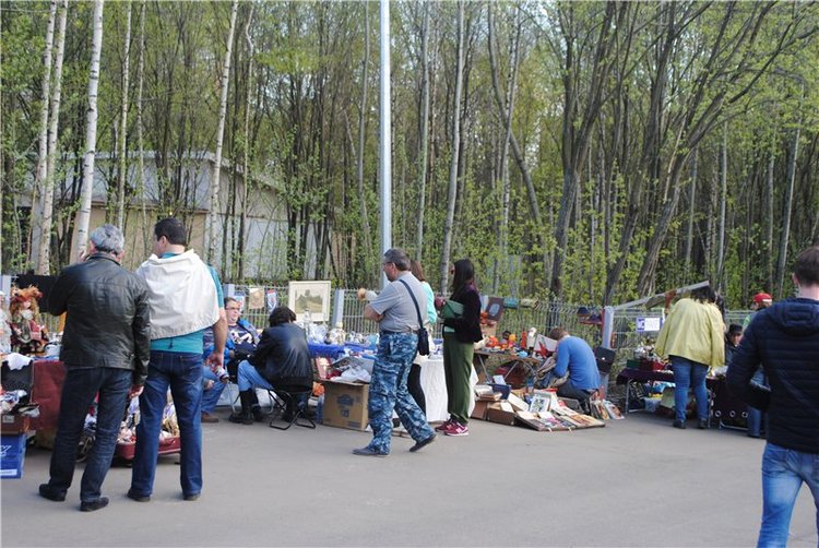 В парке «Сокольники» начинает работу блошиный рынок (фото 8)