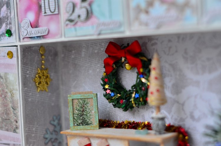 Адвент календарь с миниатюрой и освещением (фото 3)