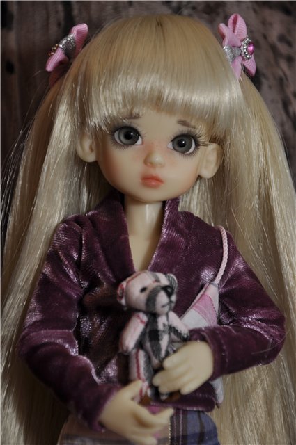 "Говорят под Новый год, что не пожелается..." - пятый тиник от Kaye Wiggs Millie fairskin у нас дома