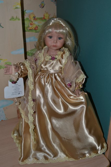 "Посреди золотого поля встанет..." - "золотая" кукла от Линды Рик