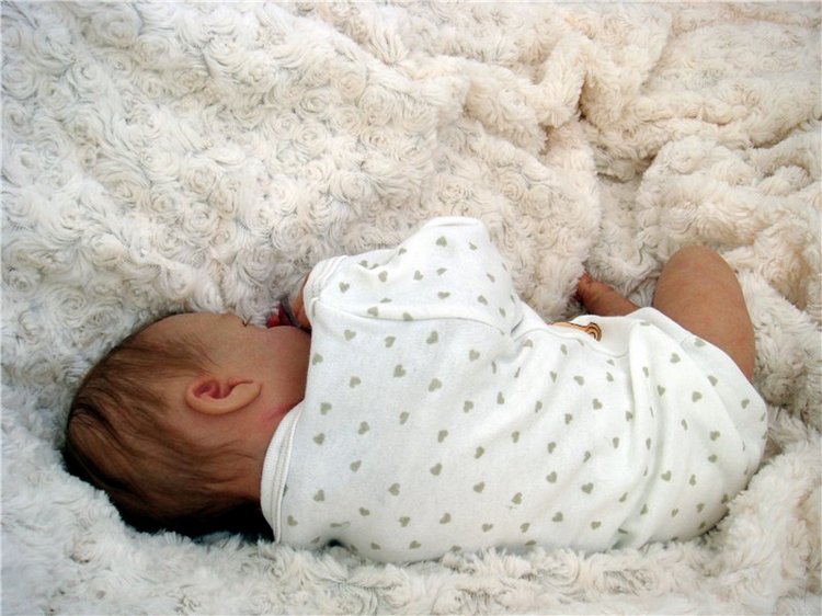 Тоня. Малышка реборн Barmalina Nursery (фото 7)