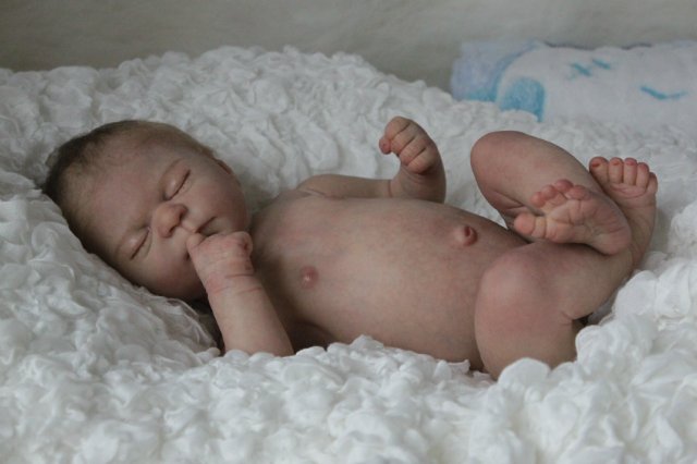 Спящий малышок Жульенчик. Куколка реборн Вишни Виктории